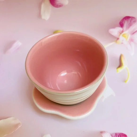 Le Creuset Tea Cup With Flower Saucer(reserve for seashelly) - Picture 5 of 11